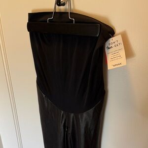 NWT Spanx Maternity XS Faux Leather Maternity Leggings